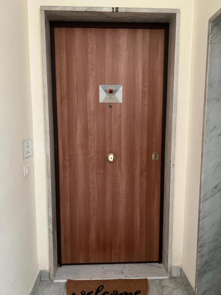 Havana House Apartment Bari Luaran gambar